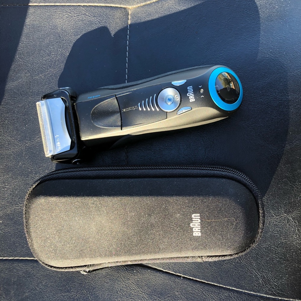 Braun 5697 shaver - no power cord